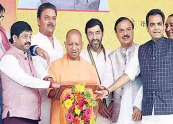 17 साल का इंतजार खत्म, योगी के हाथों ग्रेटर नोएडा आईं ‘भागीरथी’