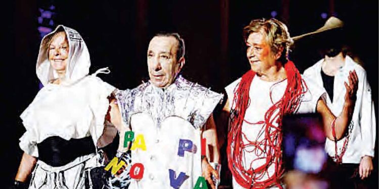 अनदर लुक एट द एज’ बुजुर्गों का फैशन शो