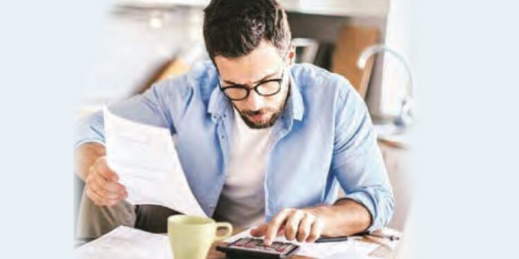 वर्क फ्रॉम होम खत्म होते ही कर्मचारियों का निकला गुस्सा !