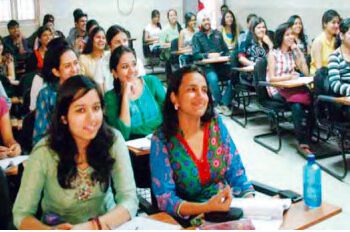 यूजी के चार वर्षीय कोर्स में राेजगारपरक शिक्षा पर जोर