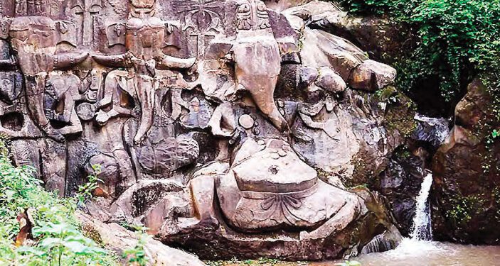 भगवान शिव के साथ यहां रुके थे लाखों देवी-देवता