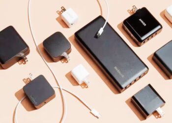 देश में अलग-अलग चार्जर का झंझट होगा खत्म