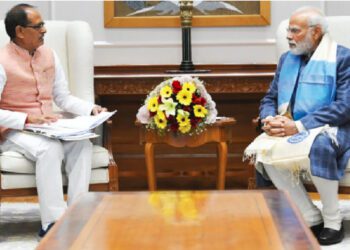 पलक पाँवड़े बिछाए इंदौर ने