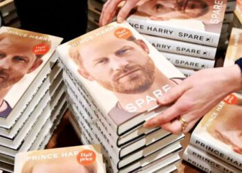 प्रिंस हैरी की किताब की रिकॉर्ड बिक्री