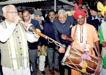 सूरजकुंड मेले में दिखी कला, संस्कृति की छटा