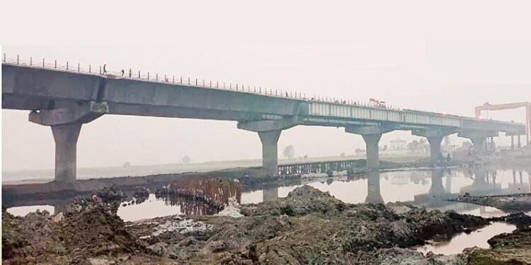 एलजी गोल चक्कर से नोएडा में सेक्टर-146 तक बनाया जा रहा लिंक रोड