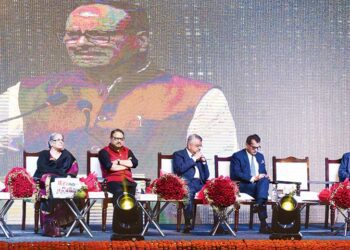 मीडिया पॉजिटिव रिपोर्टिंग करे : ब्रजेश पाठक