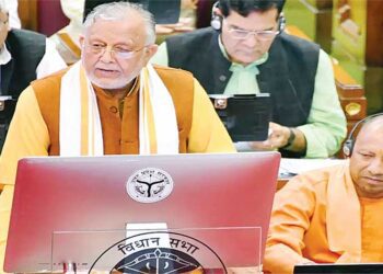 यूपी बजट :  बिना कर बढ़ा राजस्व : योगी