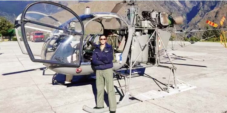 वायुसेना में लड़ाकू यूनिट की पहली महिला ग्रुप कैप्टन बनीं शालिजा