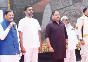 स्वच्छ भारत का लें संकल्प