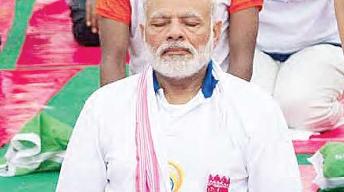 योग को बनाएं जीवन का हिस्सा : पीएम मोदी