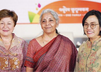 विकासशील देशों में कर्ज पर स्थिति नाजुक : सीतारमण