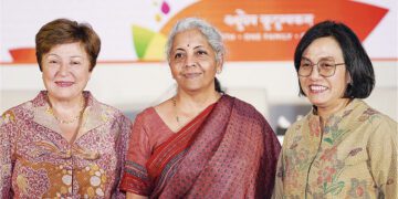 विकासशील देशों में कर्ज पर स्थिति नाजुक : सीतारमण