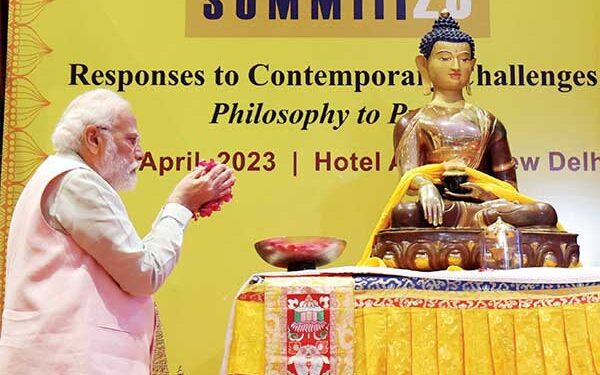 भगवान बुद्ध के उपदेशों में वैश्विक समस्याओं का हल : पीएम मोदी