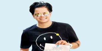 Champion in cricket, star in studies