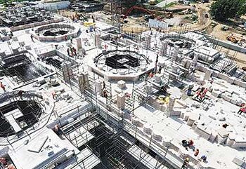 The construction work of the first floor of the Ram temple has been speeded up.