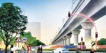 । दिल्ली-एनसीआर के वर्ल्ड क्लास सुविधाओं से लैस शहर नोएडा की दुनियाभर में अलग पहचान है। हाल ही में यूपी इंवेस्टर समिट में भी नोएडा के नाम 32 लाख करोड़ के कुल निवेश में से 30 फीसदी रकम आई थी।