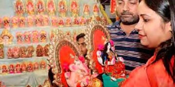 'Vocal for Local' celebrated on Diwali