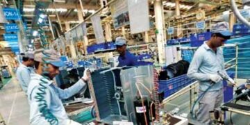Every year 1.80 crore people are getting employment in the country: Vaishnav