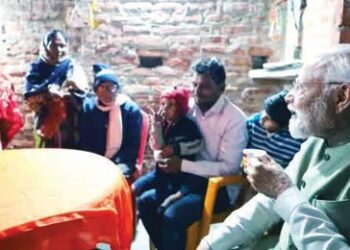 Nihal became the 10 croreth beneficiary of Ujjwala scheme with the arrival of Modi.