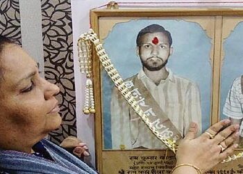 It seemed that my brothers' sacrifice had gone in vain. Kothari brothers' sister expressed her pain.