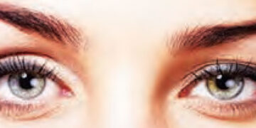 It is possible to detect symptoms of anemia by examining the eyes.
