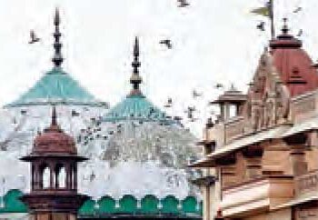 Aurangzeb had built a mosque by demolishing the temple in Mathura.