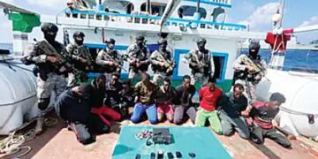 Navy rescues 19 Pakistani sailors from 11 pirates