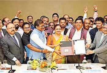 Salary of bank employees increased by 17 percent