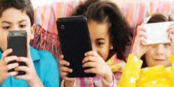 Children getting away from parents due to mobile addiction