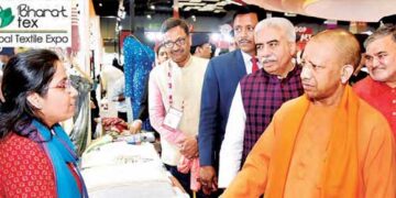 The world is waiting for India in textile sector: Yogi