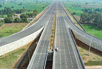 The journey from Mumbai to Delhi will be completed in just 12 hours.