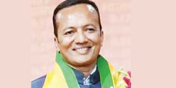 338 candidates become crorepati in the last two phases