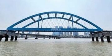 15 km journey in 15 minutes