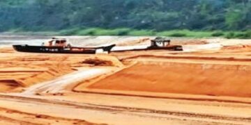 Danger from illegal sand mining, now railway bridge will be audited in 3 years