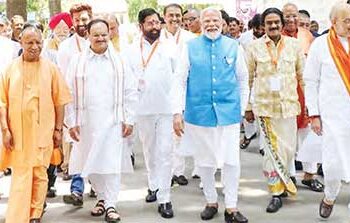 I am engaged in the welfare of the people: Modi