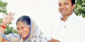 Savitri Jindal supporting her son in the battle of Kurukshetra