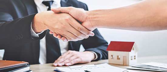 UAE cuts home loan requirements