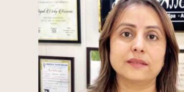 Anjali had to face opposition when she opened a unisex salon.