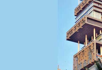 People are liking expensive houses in Mumbai.