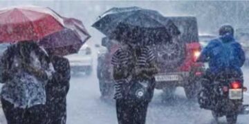 Monsoon drenches Mumbai