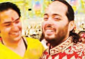 Mukesh Ambani had sent 'cheel cart' to bring Baba of Bageshwar Dham.