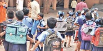 Children will go to school without school bags for 10 days a year