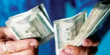 Government banks recovered Rs 2331 crore from account holders for not maintaining minimum balance.
