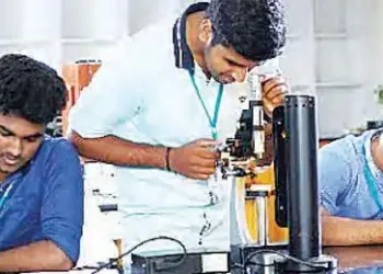 Now you will get degree only after passing all B.Tech courses.