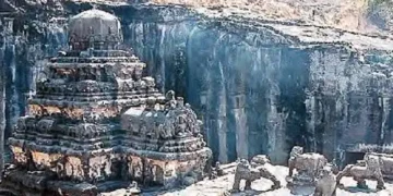 Neither train, nor cutter - how the grand Kailash temple of Ellora was built