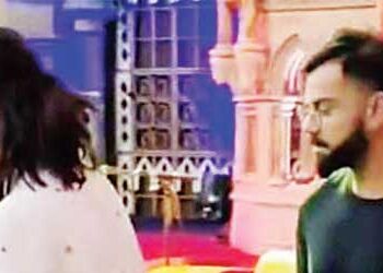 Virat Kohli and Anushka seen in Kirtan in London