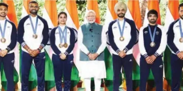 Modi quipped, who cursed me for not having AC in Paris?