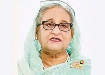 'Iron Lady', who was PM for 15 years, had to run away like this