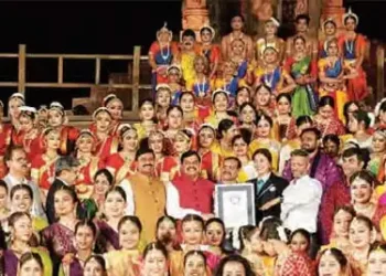 139 classical dancers danced together for 24 hours